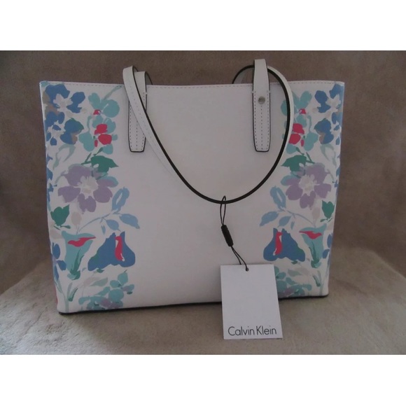 Calvin Klein tote - Picture 5 of 7
